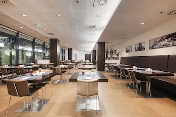 Exe Budapest Center,Utca Kossuth Lajos 7-9,4 star