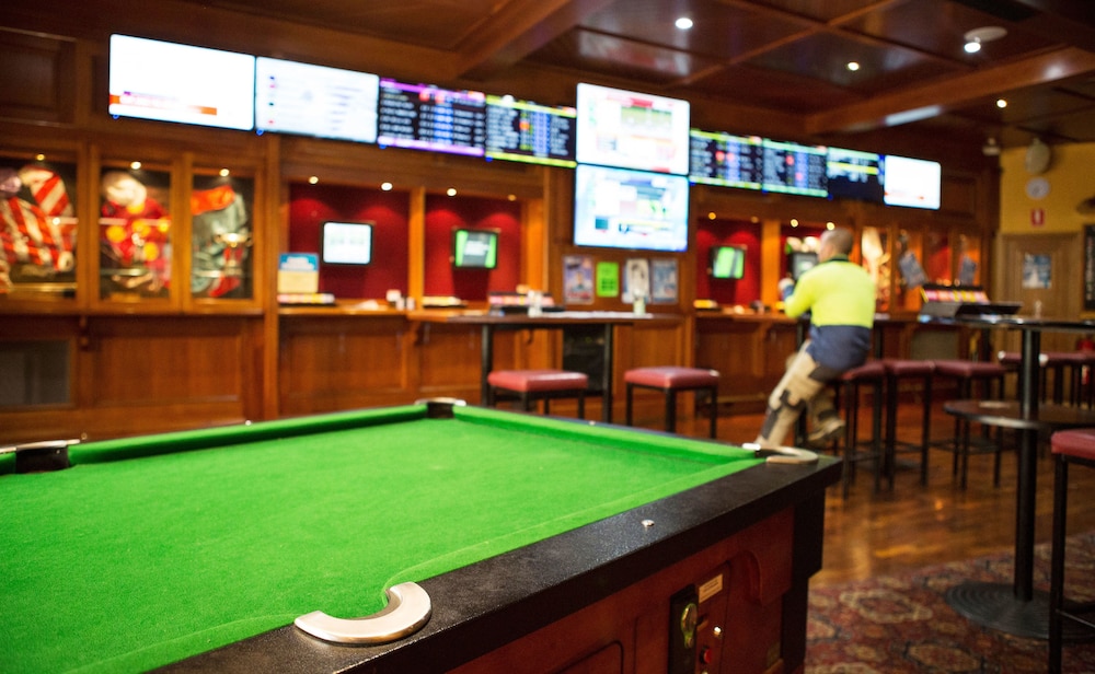 nightcap at findon hotel