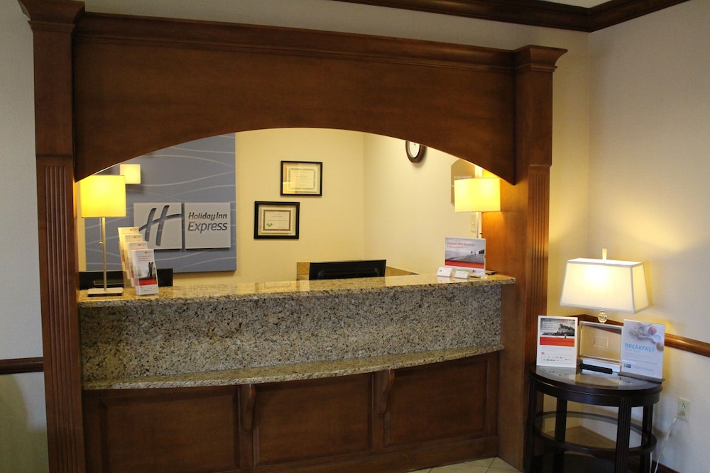 holiday inn express evansville west by ihg