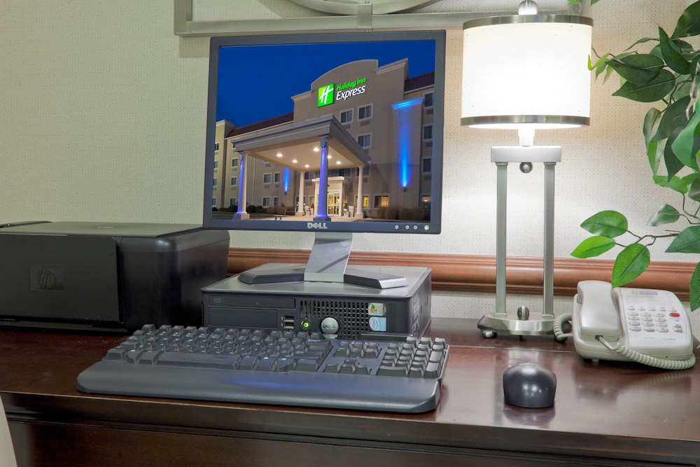 holiday inn express evansville west by ihg