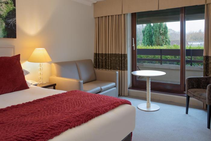 sunday box hill burford bridge hotel