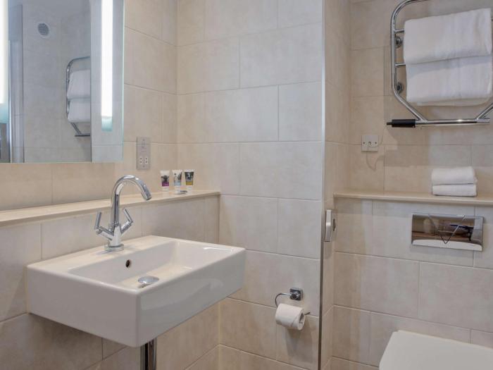 sunday box hill burford bridge hotel