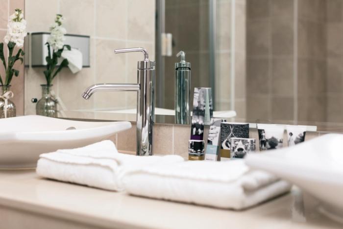 sunday box hill burford bridge hotel