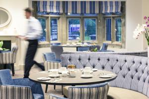 sunday box hill burford bridge hotel