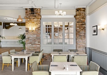 dragonfly hotel kings lynn