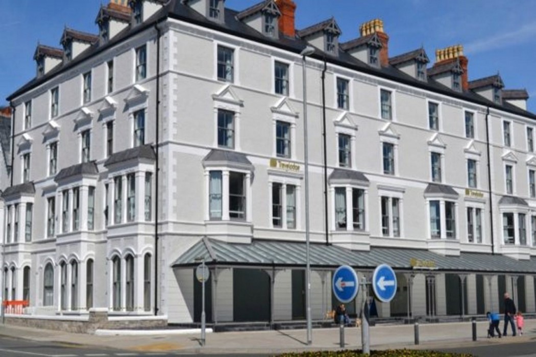 travelodge llandudno