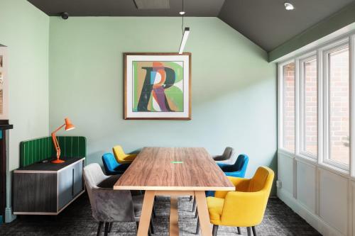 holiday inn reading west by ihg
