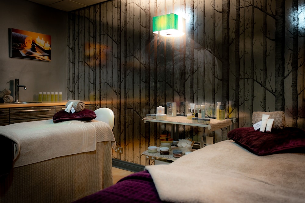 the park royal hotel and spa
