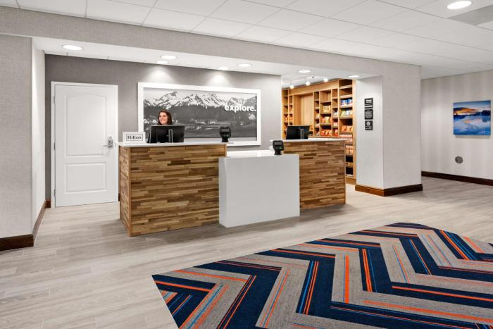 hampton inn and suites fairbanks
