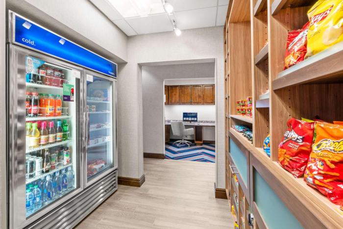 hampton inn and suites fairbanks