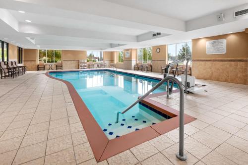 hampton inn and suites fairbanks