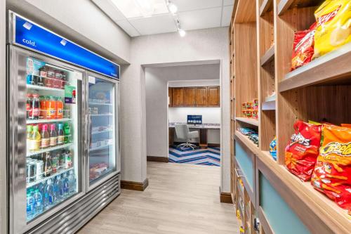 hampton inn and suites fairbanks