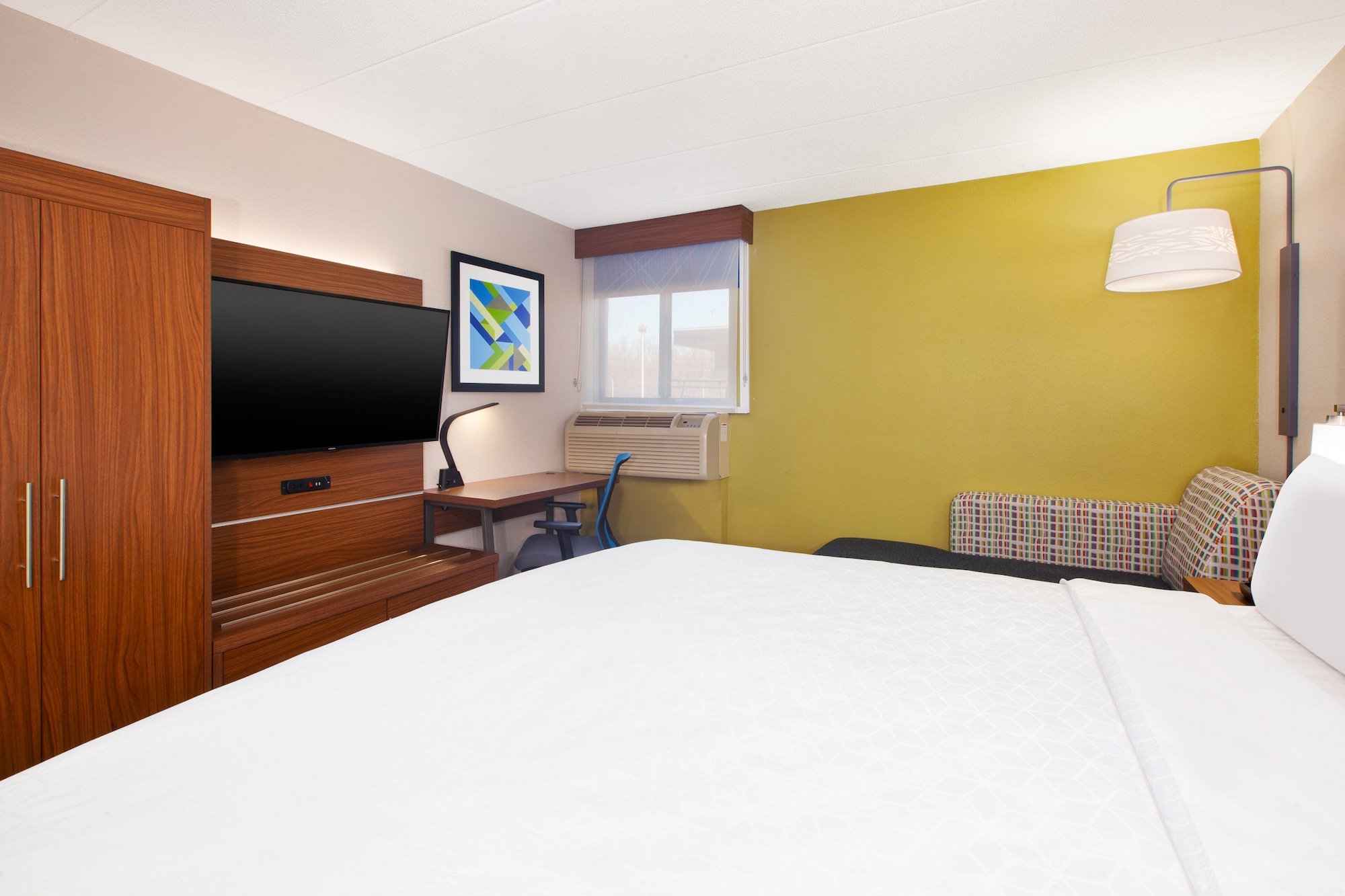 holiday inn express fairfax arlington boulevard by ihg