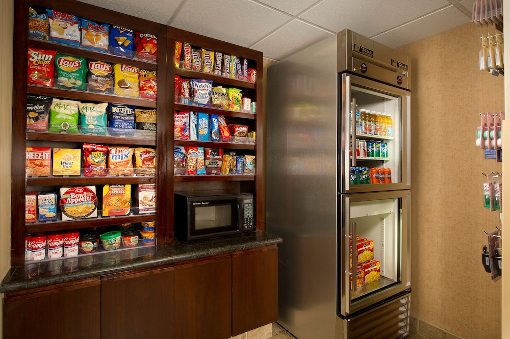 holiday inn express fairfax arlington boulevard by ihg