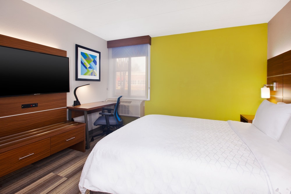 holiday inn express fairfax arlington boulevard by ihg
