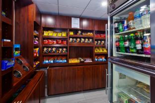 holiday inn express fairfax arlington boulevard by ihg