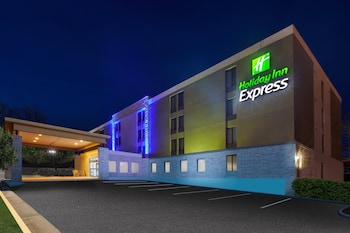 Holiday Inn Express Fairfax - Arlington Boulevard By Ihg,Virginia>>Fairfax,3 star