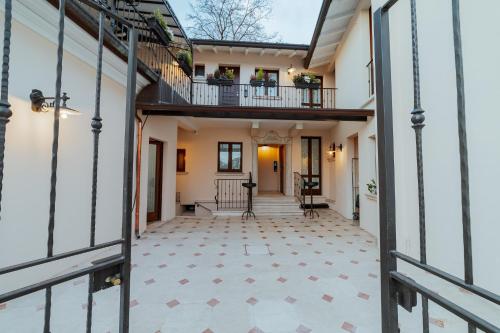 Hotel La Sosta,,3 star