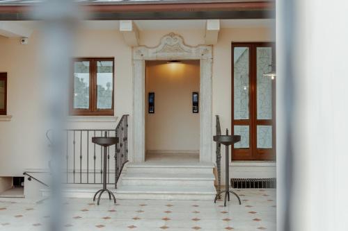 Hotel La Sosta,,3 star