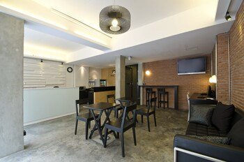 di place hotel bangkok