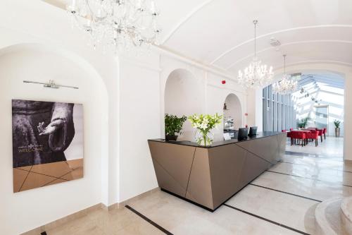 adele boutique hotel
