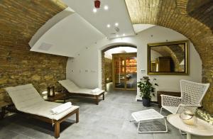 adele boutique hotel
