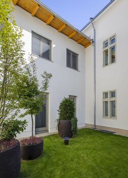 adele boutique hotel
