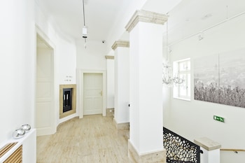 adele boutique hotel