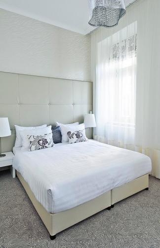 adele boutique hotel