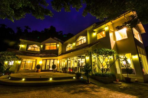 butchard villas sun moon lake