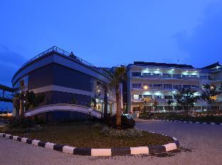 sutan raja hotel and convention cen