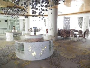 sutan raja hotel and convention cen