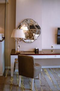 sutan raja hotel and convention cen