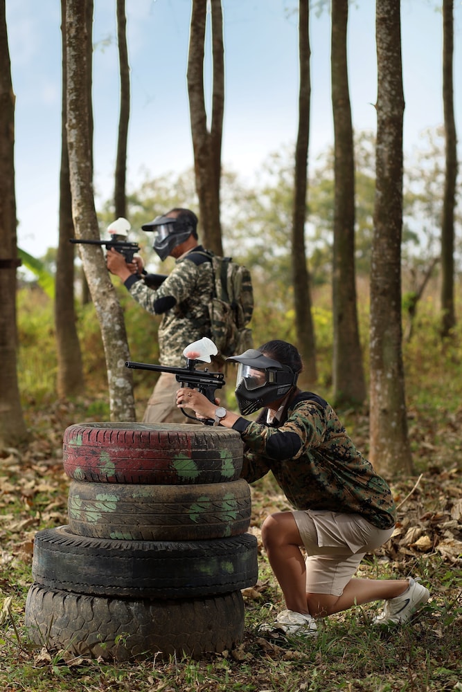 royal caravan hotel trawas