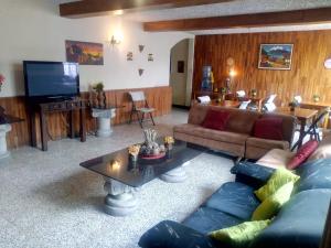 Hostal Los Volcanes Ciudad De Guatemala,Santa Catarina Pinula>>Guatemala City,3 star