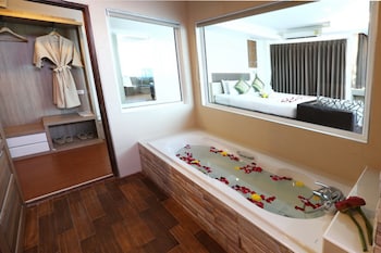 green hotel and resort khon kaen