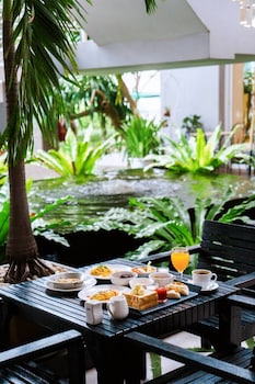 green hotel and resort khon kaen