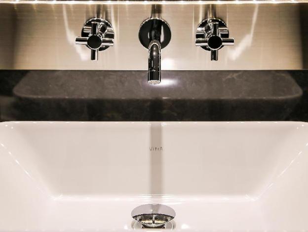 check inn taipei nanjing