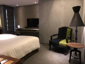 check inn taipei nanjing