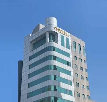 check inn taipei nanjing