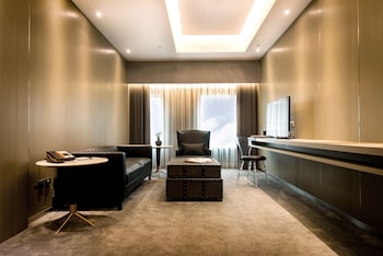 check inn taipei nanjing