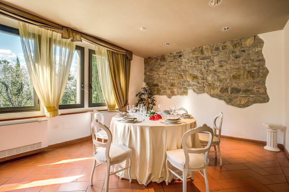 hotel villa cesi