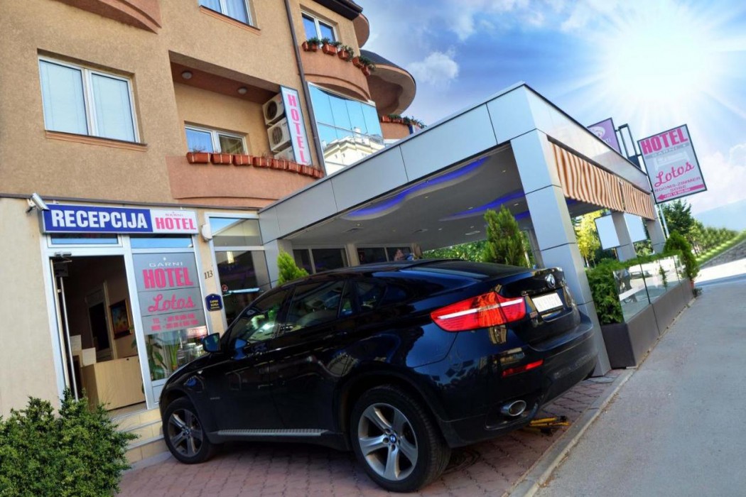 garni hotel lotos