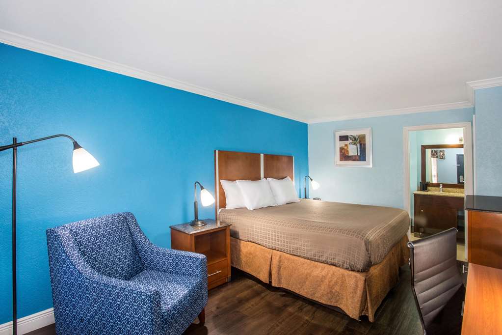 days inn by wyndham florida city
