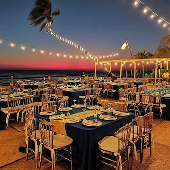Mishol Bodas Hotel & Beach Club Acapulco Diamante,Barra Vieja>>Acapulco,3 star
