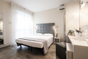 hotel thea