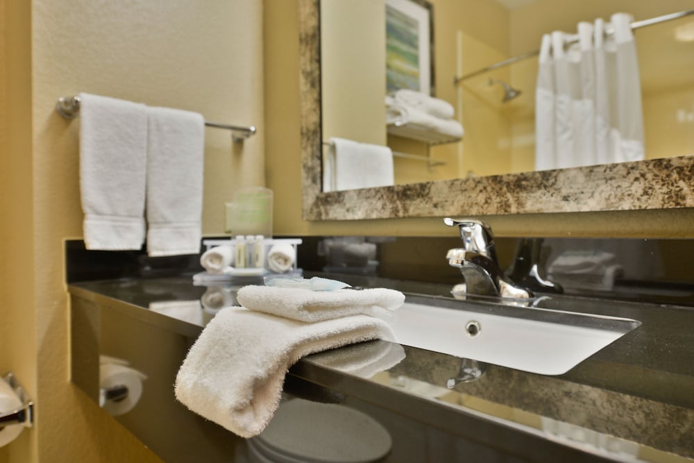 holiday inn express and suites forrest city by ihg
