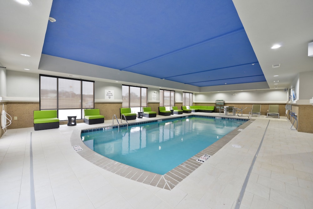 holiday inn express and suites forrest city by ihg