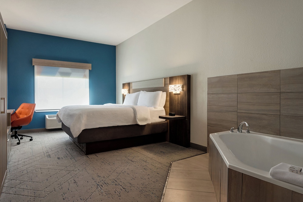 holiday inn express and suites forrest city by ihg