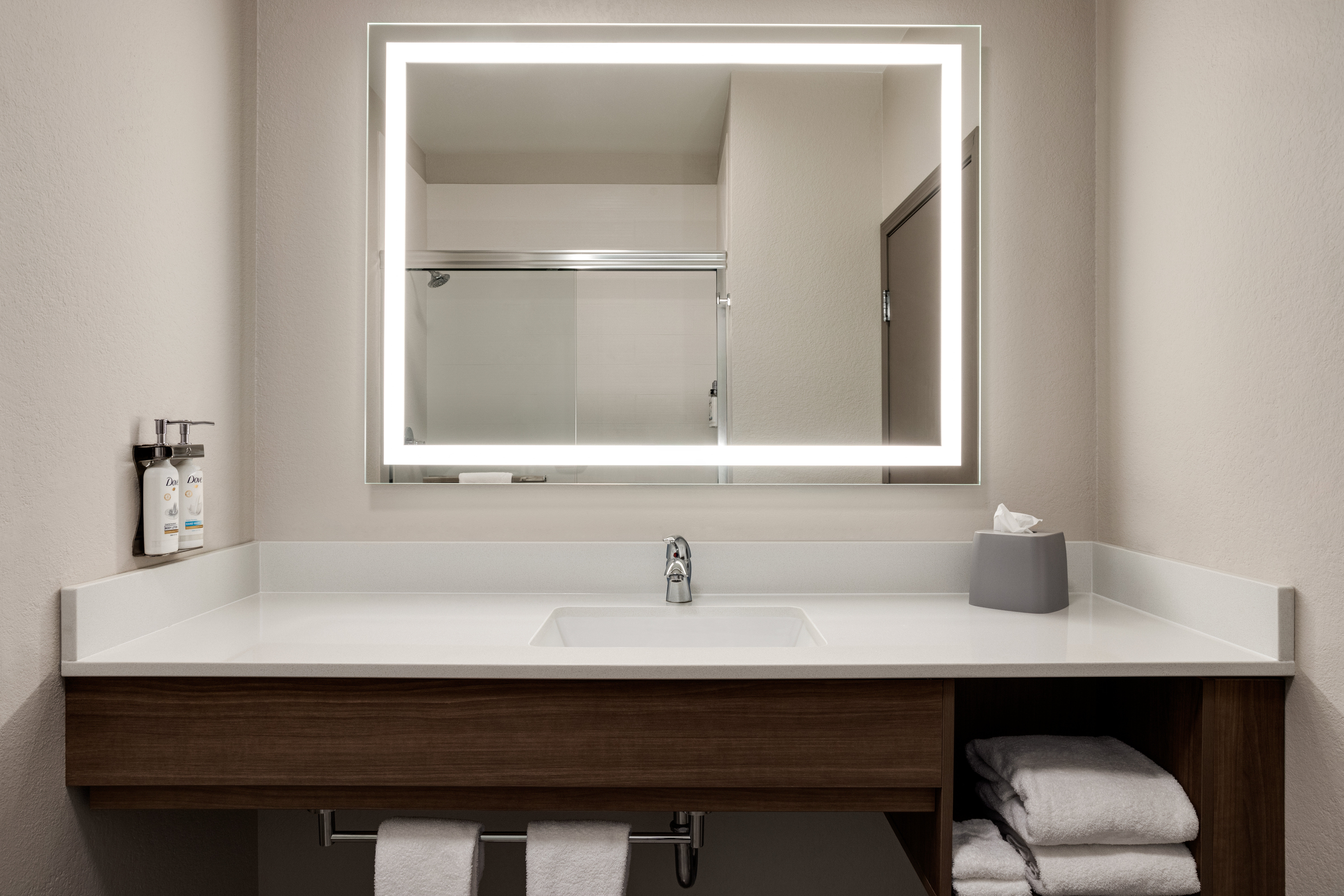 holiday inn express and suites forrest city by ihg